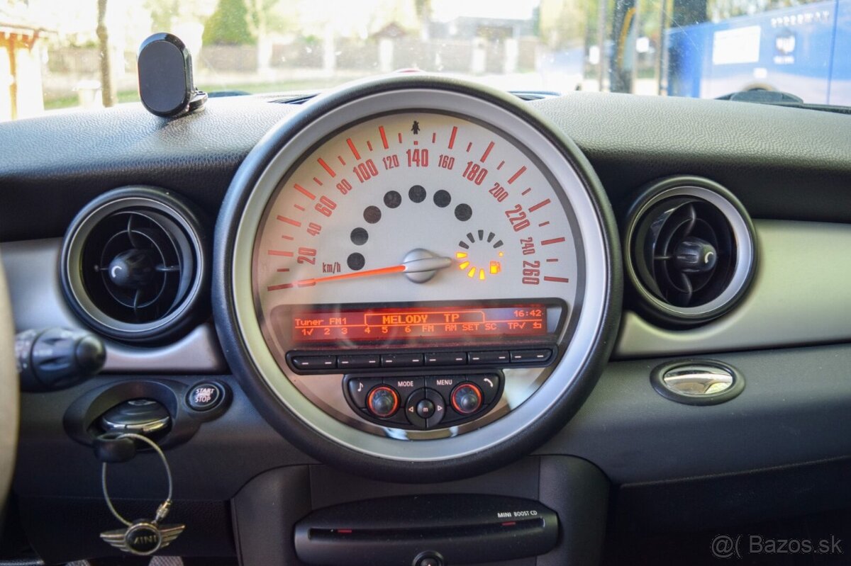 Mini Cooper r56 2010 1.6 90kW - 13