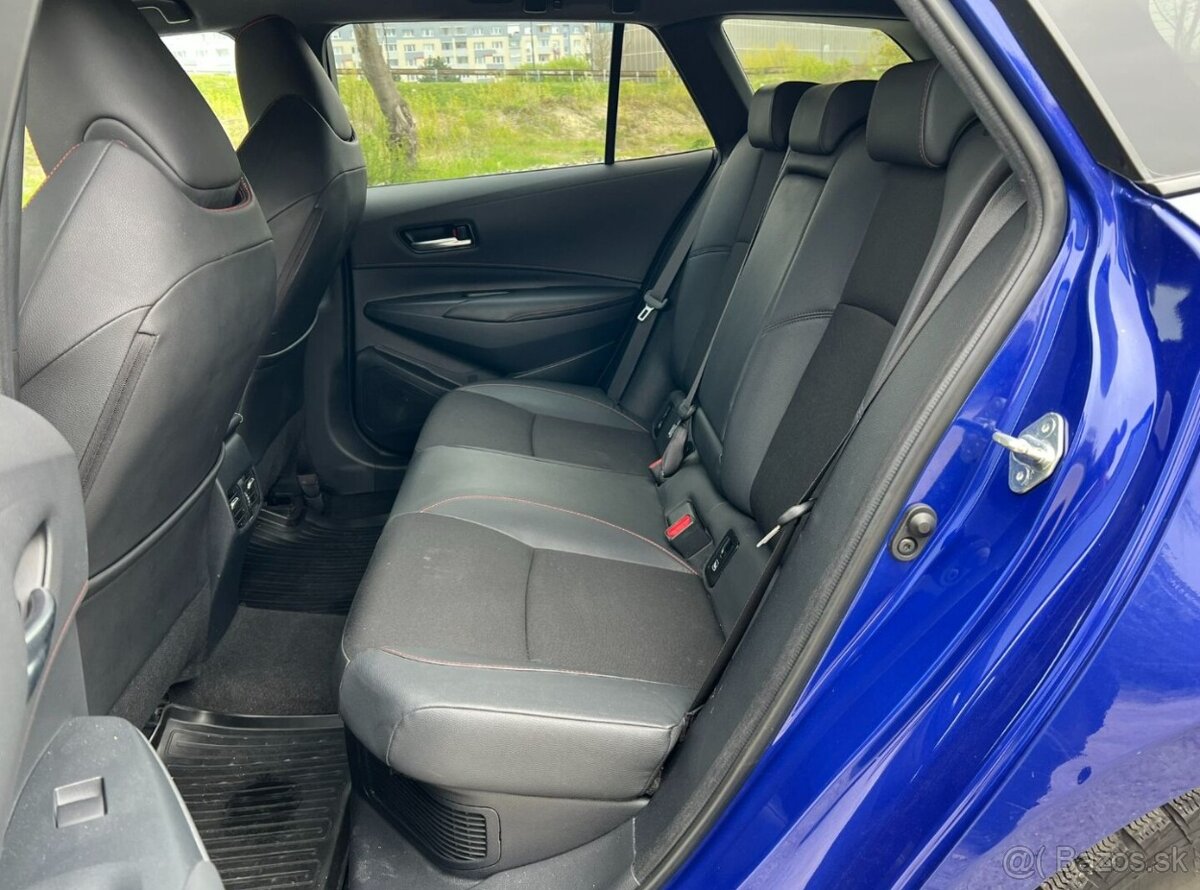 Toyota Corolla GR - 13