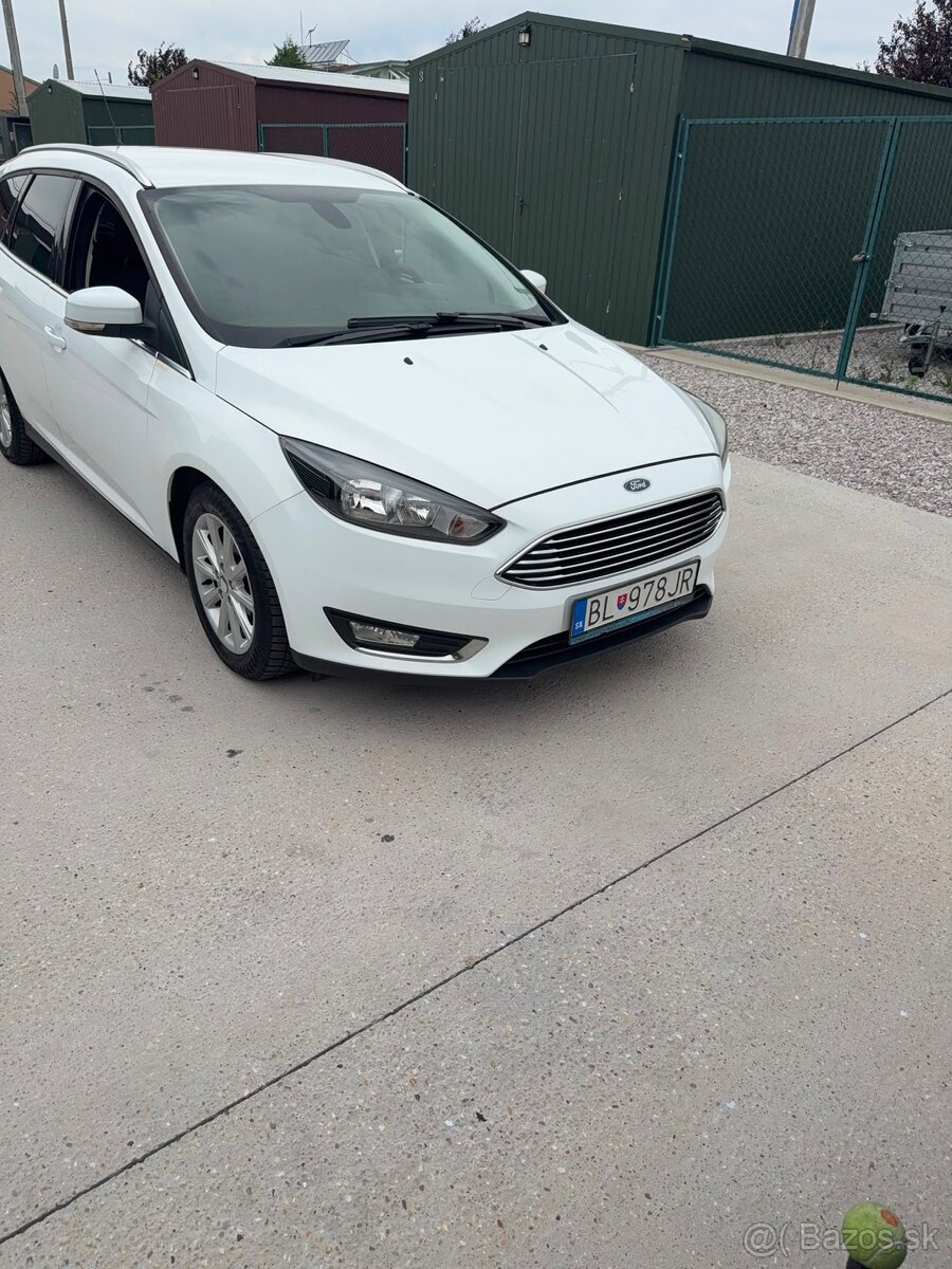 Ford Focus - 13