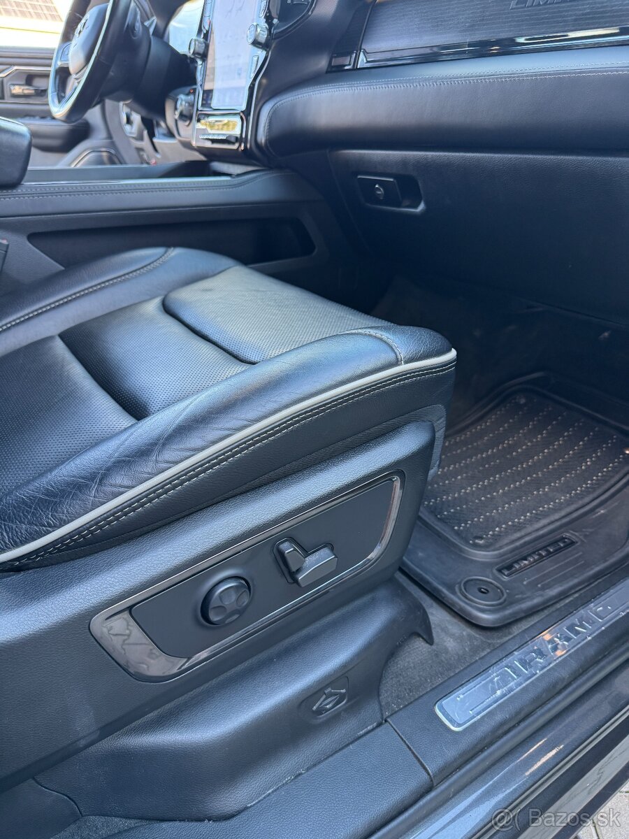 Dodge Ram, LIMITED, 2022 Black Edition - 13