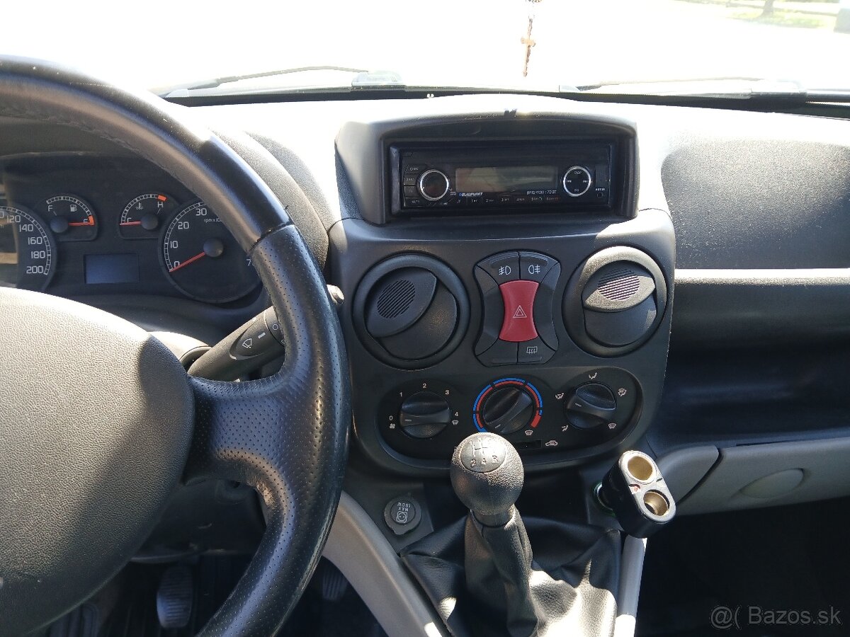 Fiat Doblo 1.9jtd 74kw MAXI model 2009 - 13