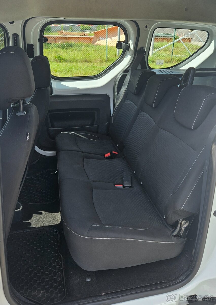 Dacia Dokker 1.3TCe 75kW klimatizace DPH - 13