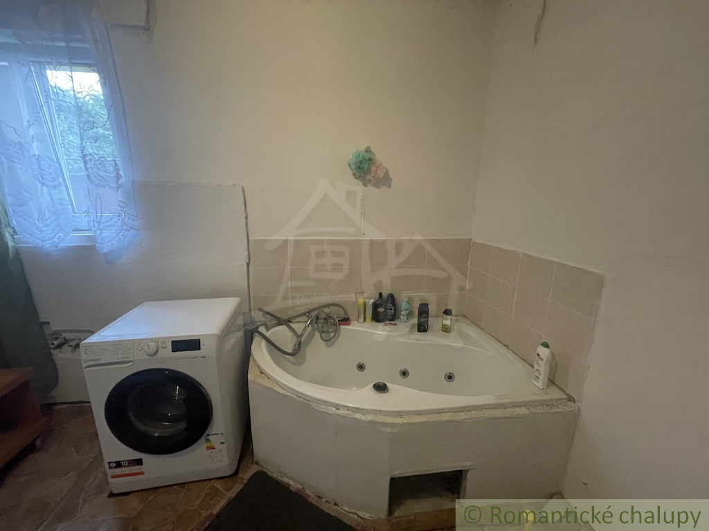 Rodinný dom s menším pozemkom v Seliciach - 13