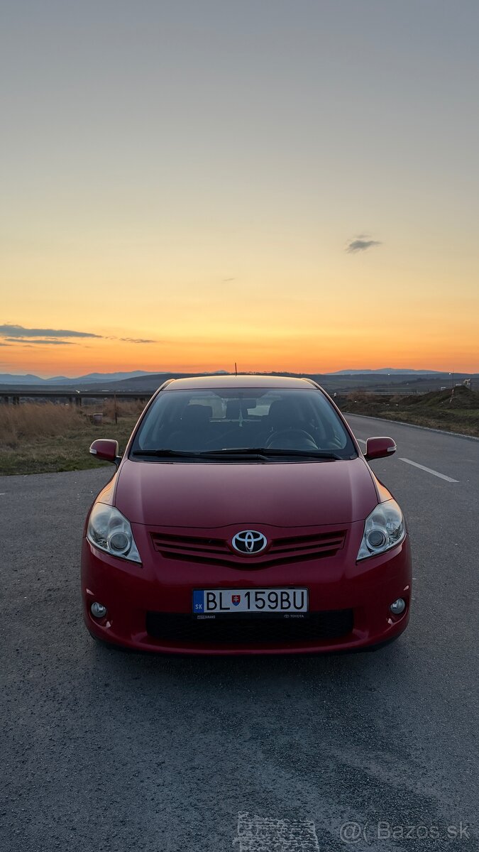 Toyota Auris 1.6 valvematic - 13