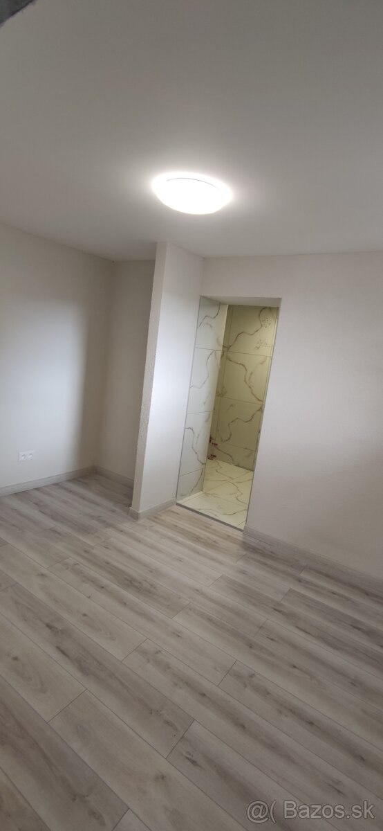 Ponúkame stavebné práce - 13