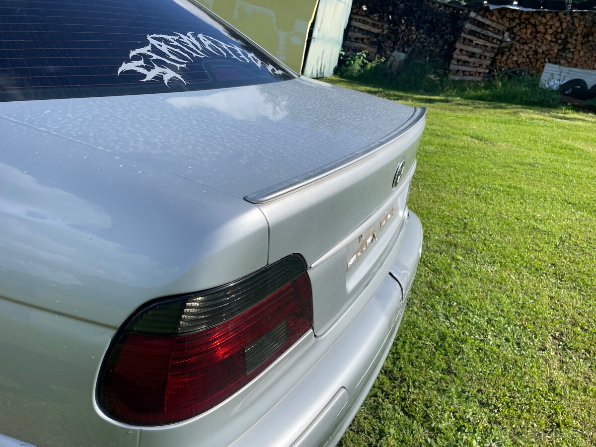 Rozpredám e39 530d - 13