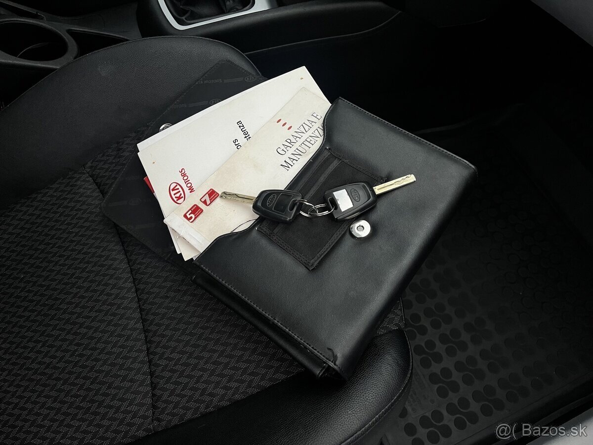 Kia ceed 1.6 crdi 85kw - 13