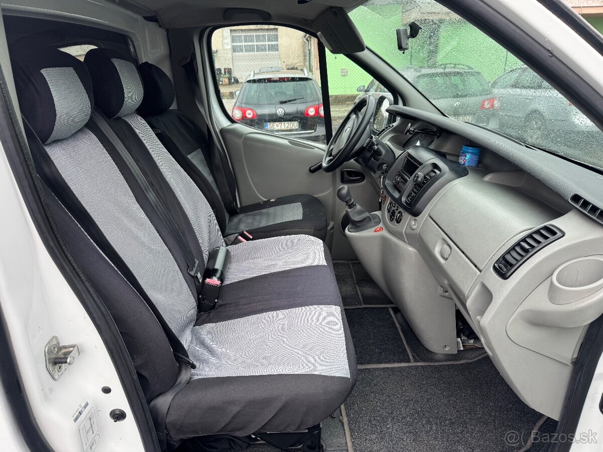 Trafic 2.5dci 107kw - 13
