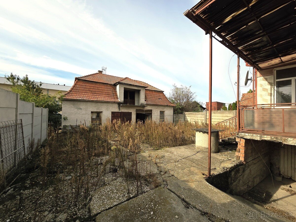 Na predaj rodinný dom v obci Trstice - 13