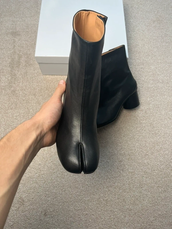 Maison Margiela Tabi Boots - Black 38 - 13