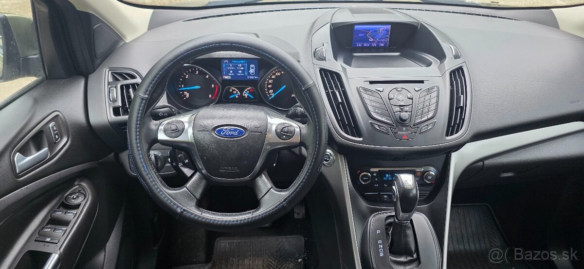 Ford Kuga 4x4 - 13