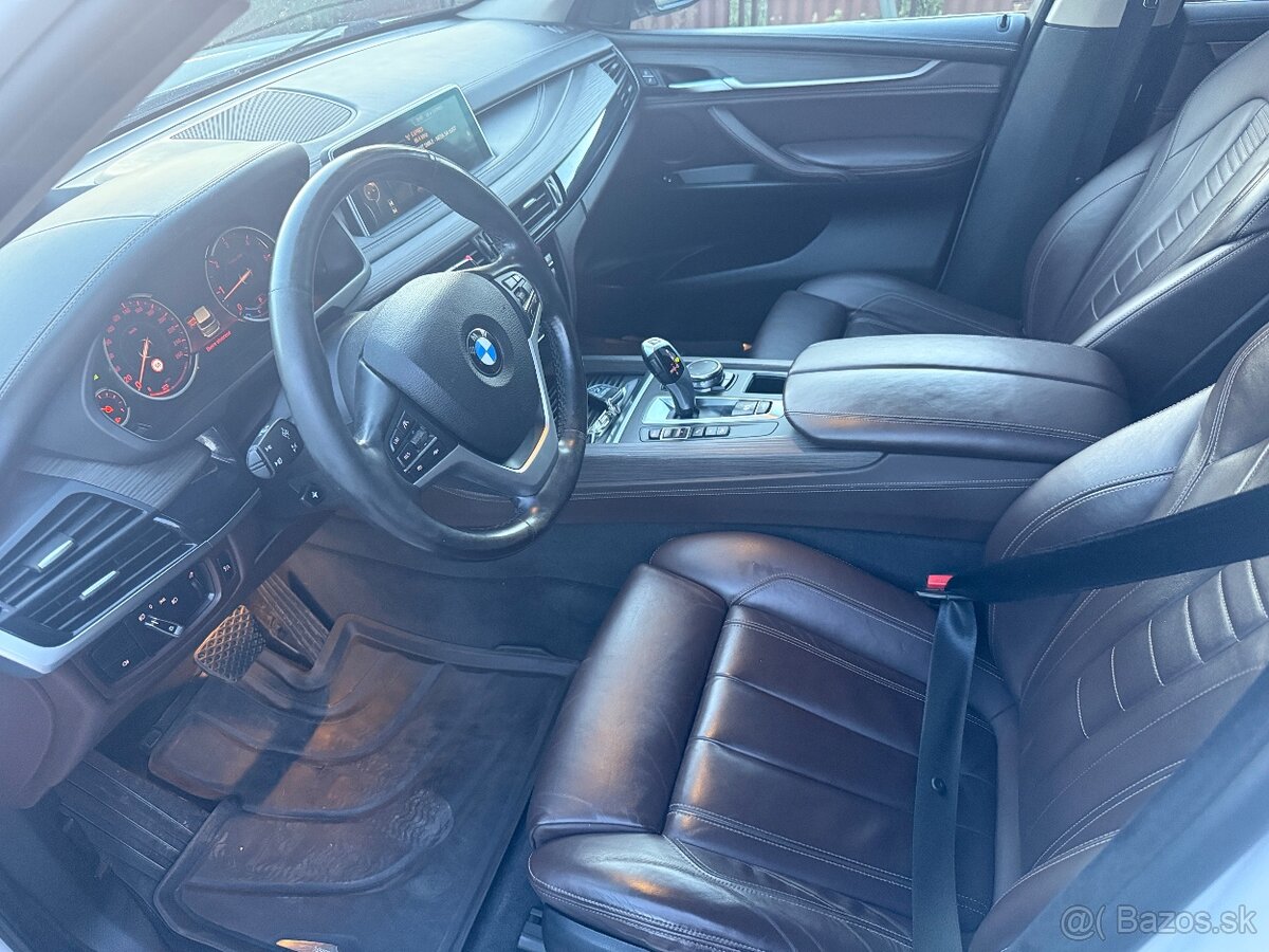 BMW X5 xDrive40d A/T F15 - 13