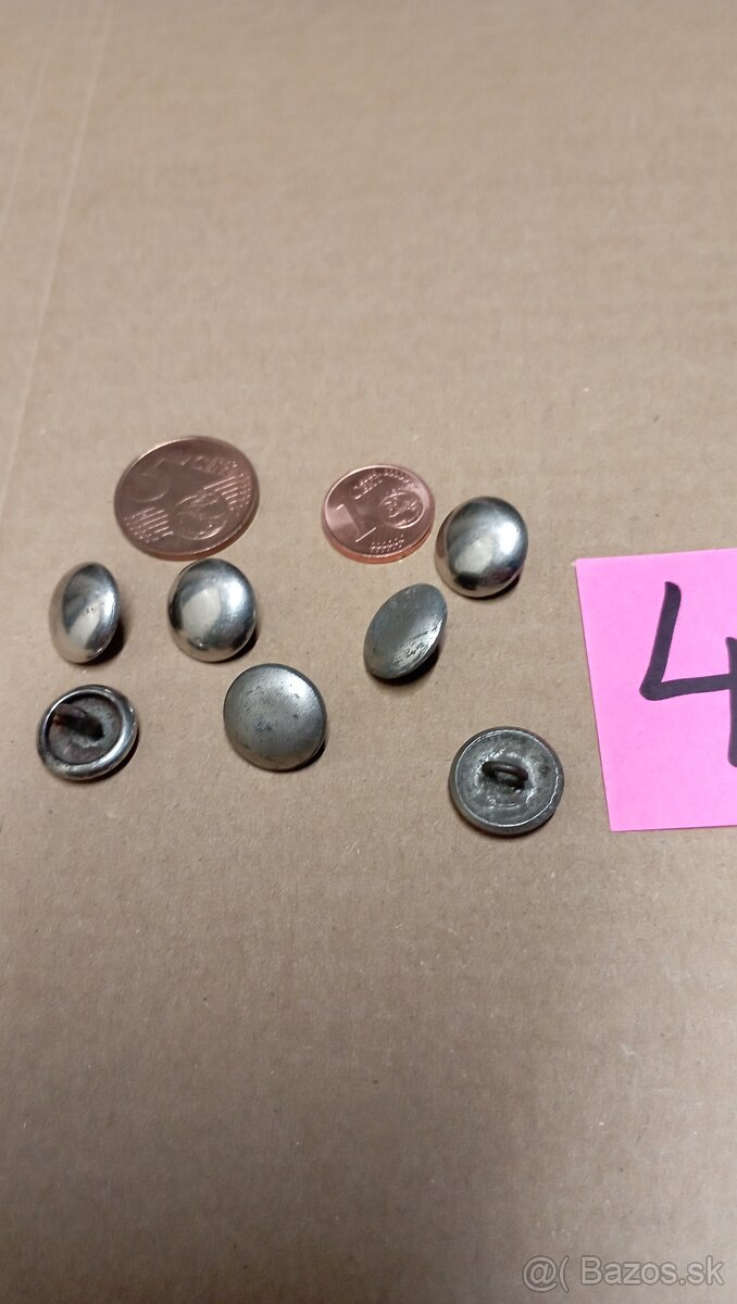 Staré vojenské gombíky... - 13