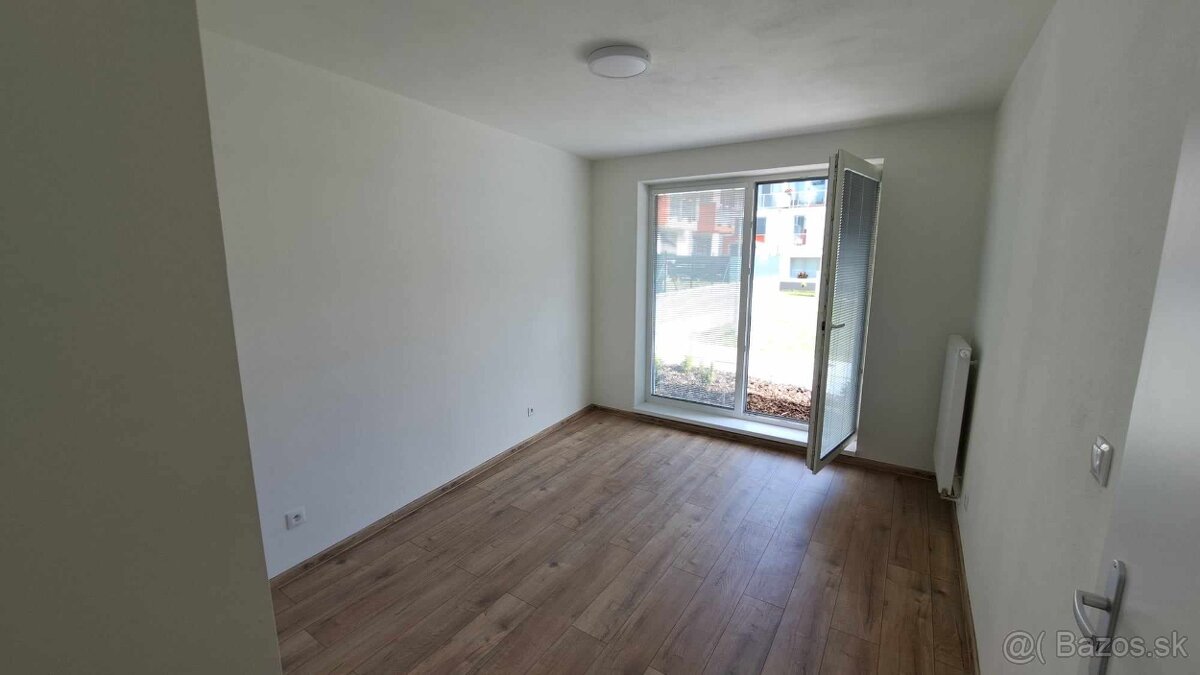 2-izb. byt s veľkou predzáhradkou - novostavba - NOVÝ MARTIN - 13