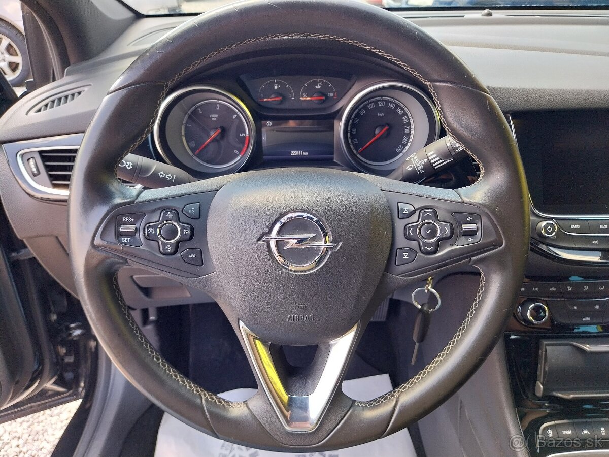 Opel Astra Sport Tourer ST 1.6 CDTI ecoFLEX S&S 110k - 13