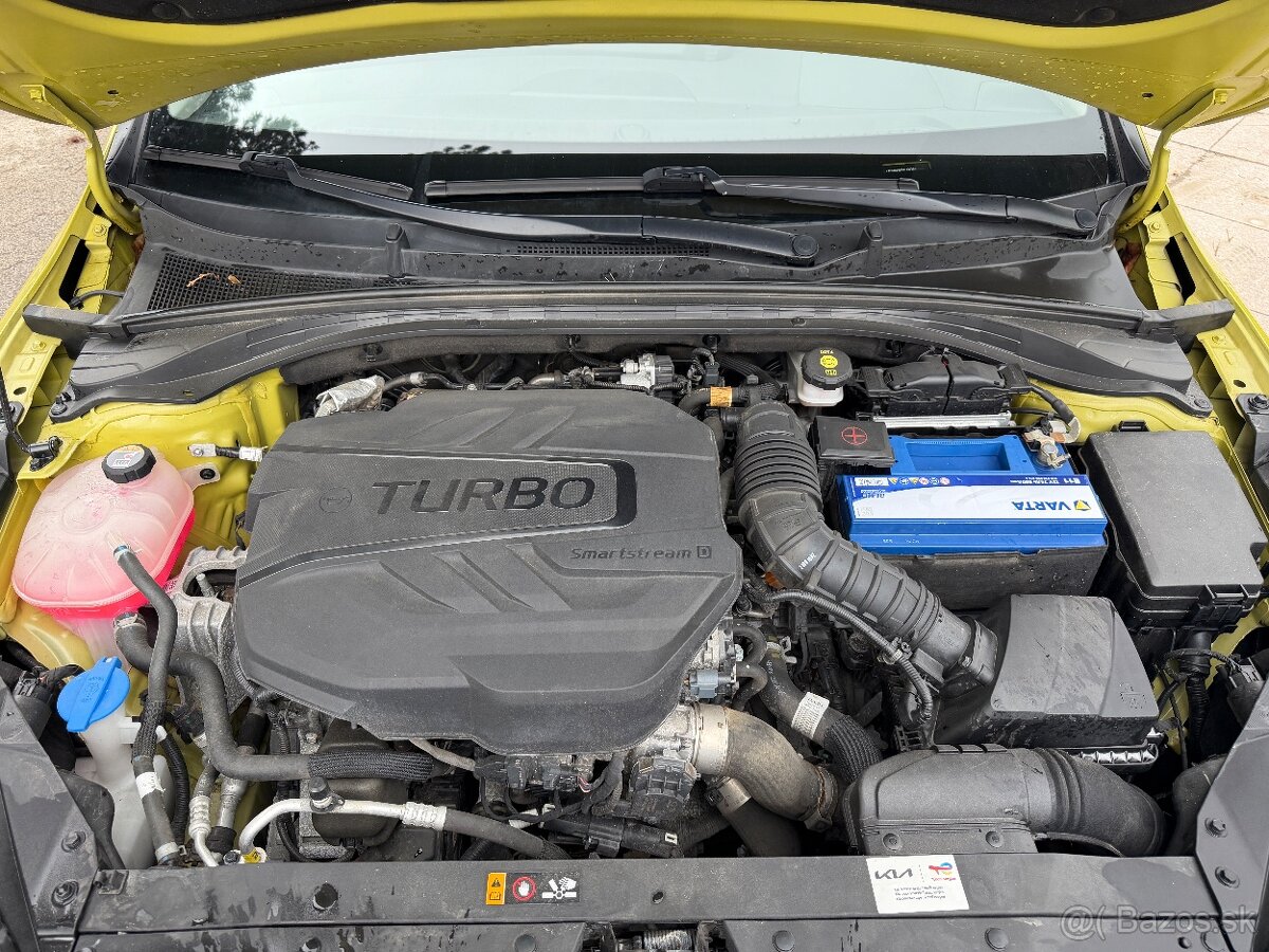 KIA Ceed SW hybrid 2022 - 13