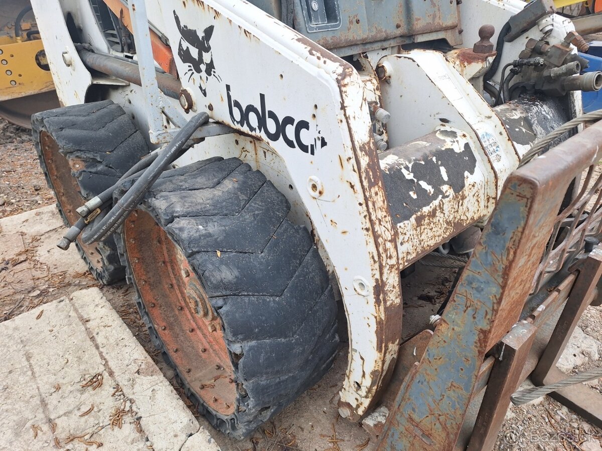 BOBCAT 853H - 13