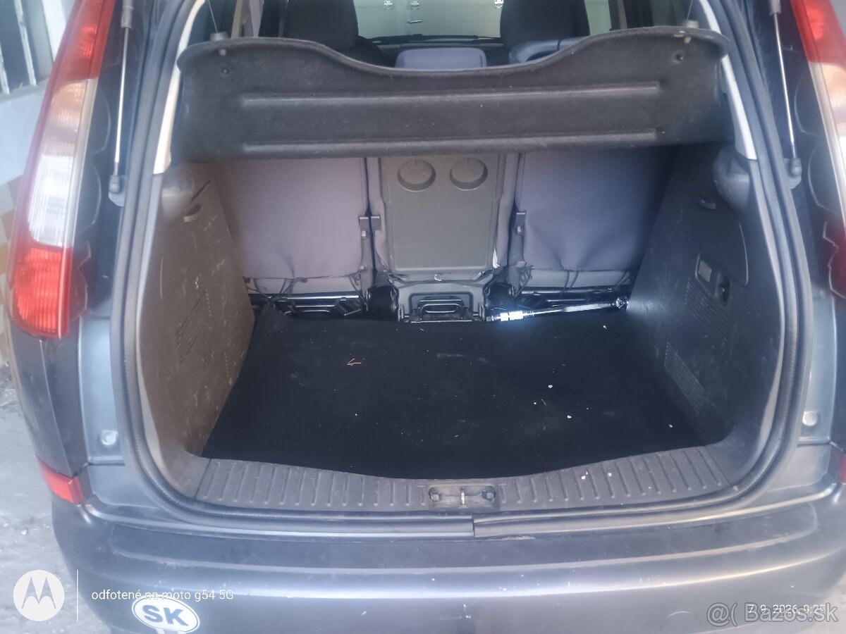 Ford C-MAX treba čítať - 13