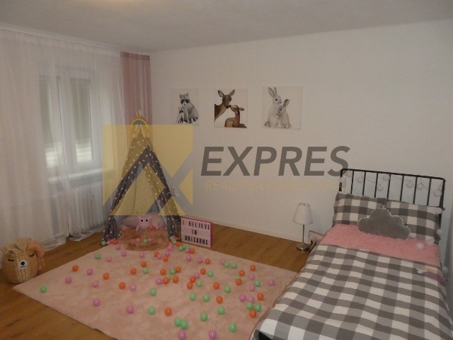 RK EXPRES - na predaj 4 izbový byt v Handlovej, 87 m2, kompl - 13