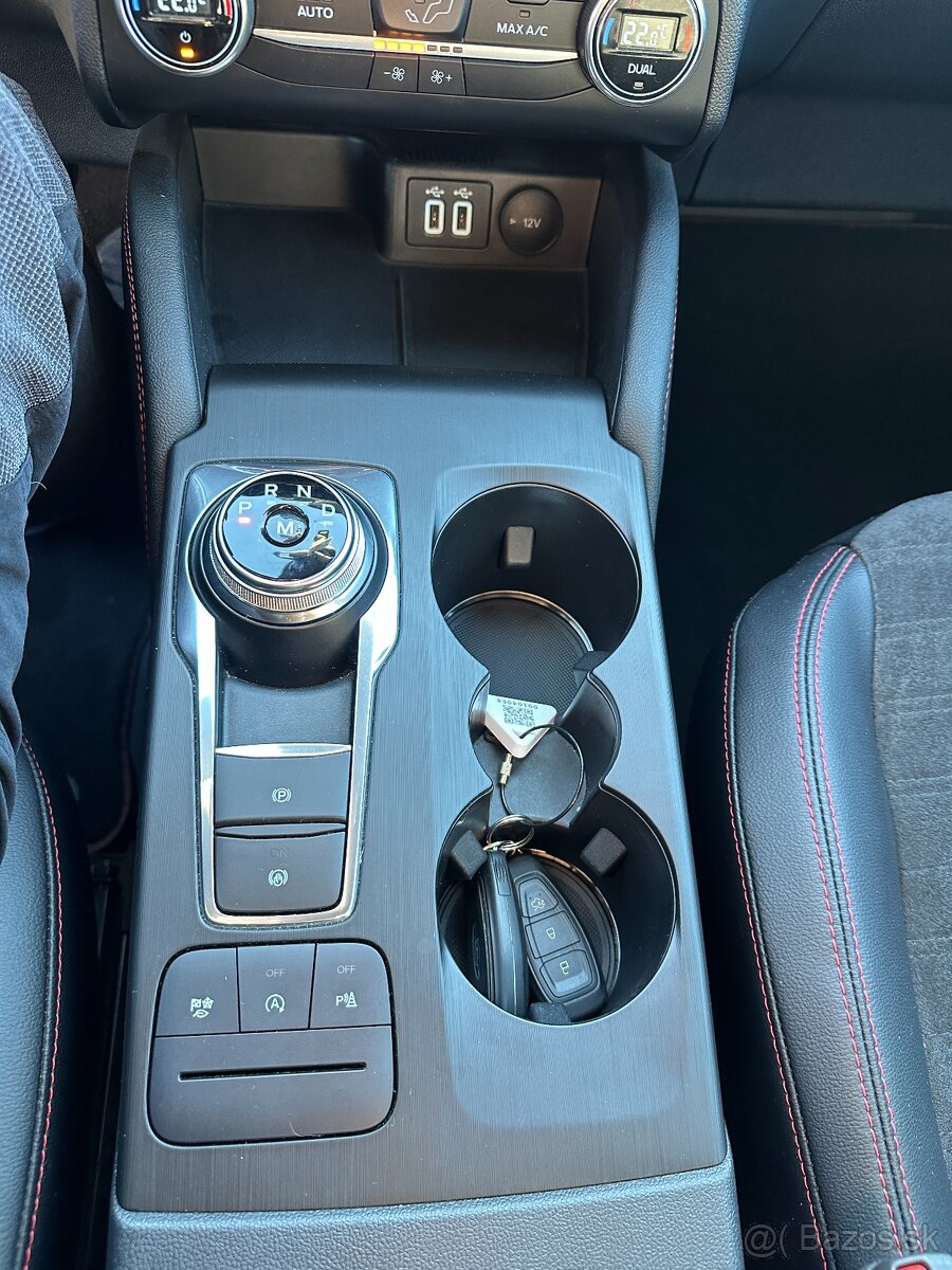 Ford Kuga 1.5TDCi ST Line-rv:2022--148tis km--AT 8-- - 13