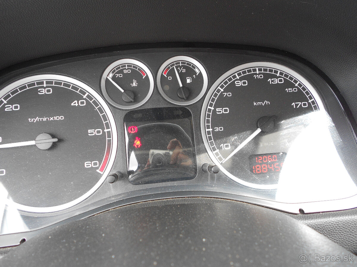 Peugeot 307 Kombi 2,0Hdi 2004 - 13