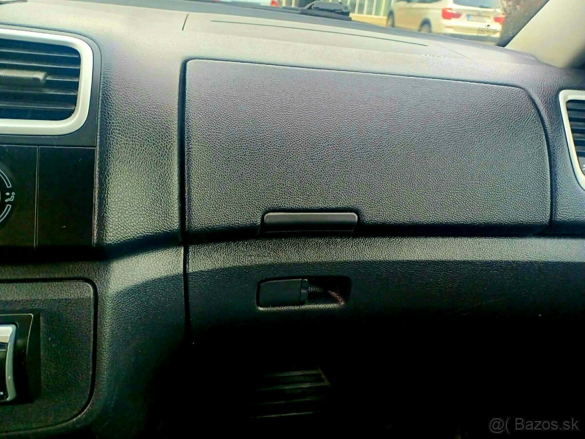 Škoda Fabia II Combi Benzín - 13