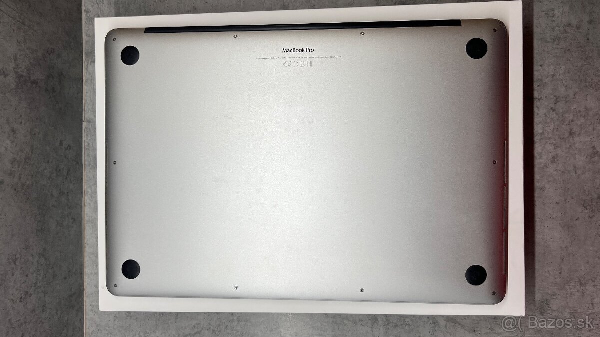 MACBOOK PRO 15” 1TB SSD - 13