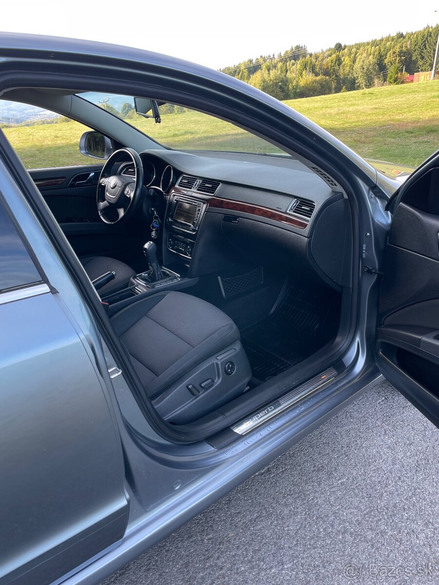 ✅Škoda Superb 2.0 TDI CR 4x4 Elegance Webasto - 13