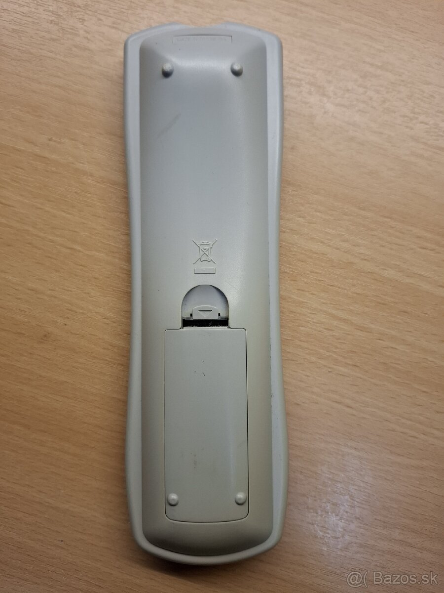 Diaľkové ovládanie TV, DVD, SAT, KAMERA - RÔZNE - 13