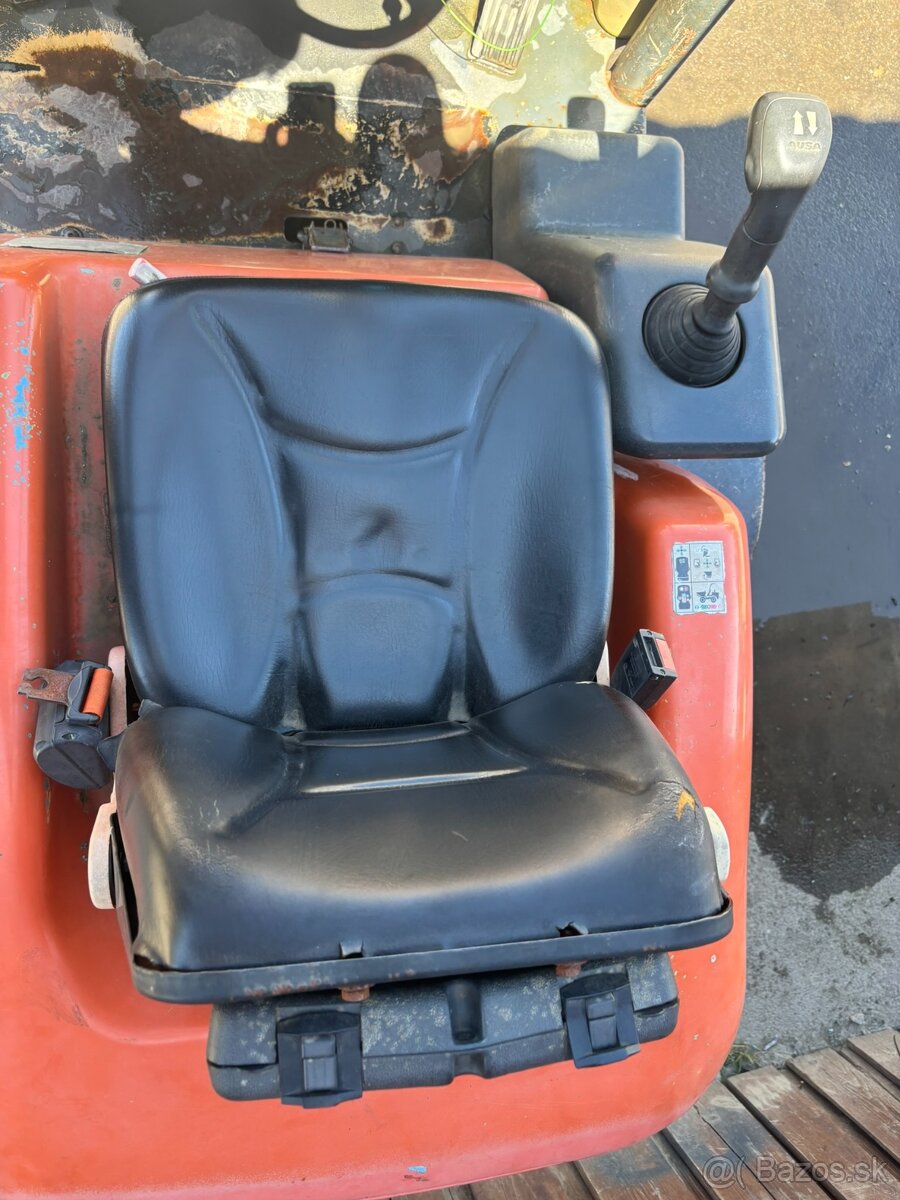 Kolový dumper Ausa D150 AHG - 13