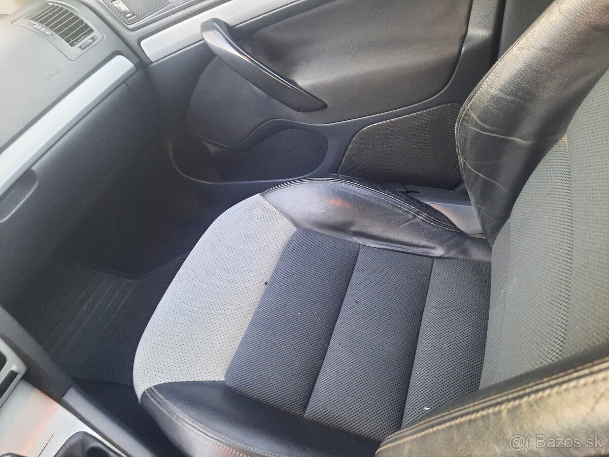 Octavia 2 facelift - 13