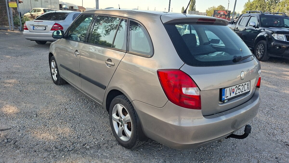 ŠKODA FÁBIA COMBI 1.2 12V - 13