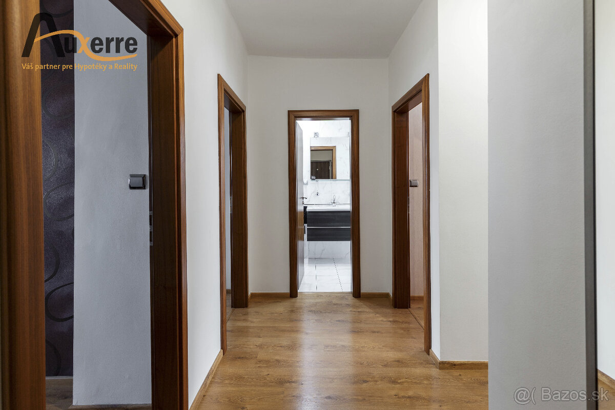 Priestranný 3-izbový byt v Starom Meste - Bratislava - 13