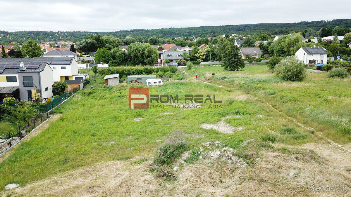 Investičný pozemok 1600 m2 Marianka Intravilán Skvelé ROI - 13