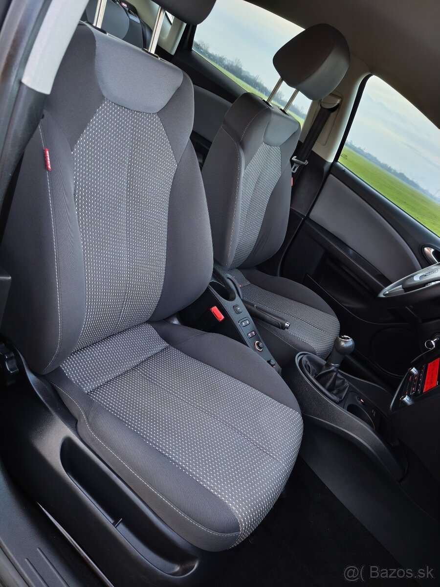 SEAT LEON 1.4i 16v REFERENCE - 13