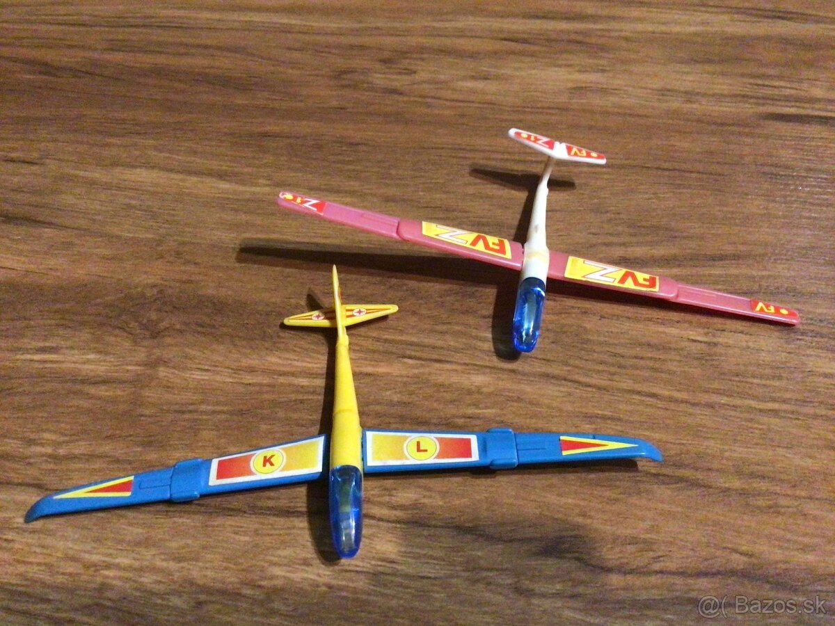 Auticka - 13