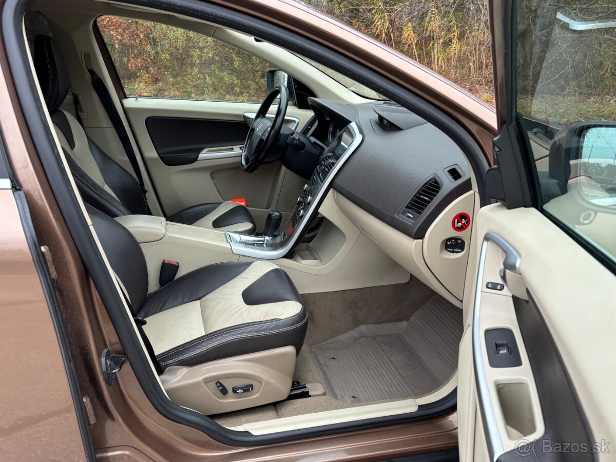 Volvo XC60 D5 2.4 - 13