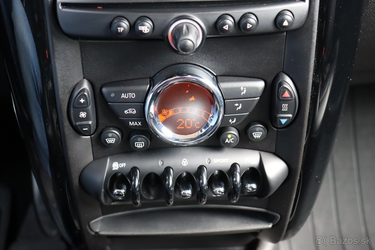 Mini Countryman Cooper SD ALL4 A/T - 13