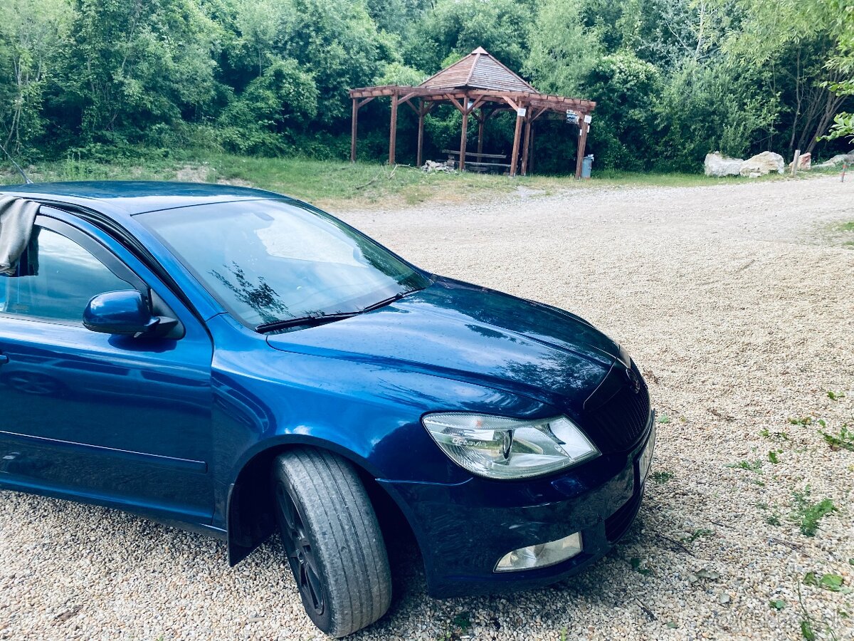 Śkoda Octavia 2 tdi 2.0 limuzin - 13