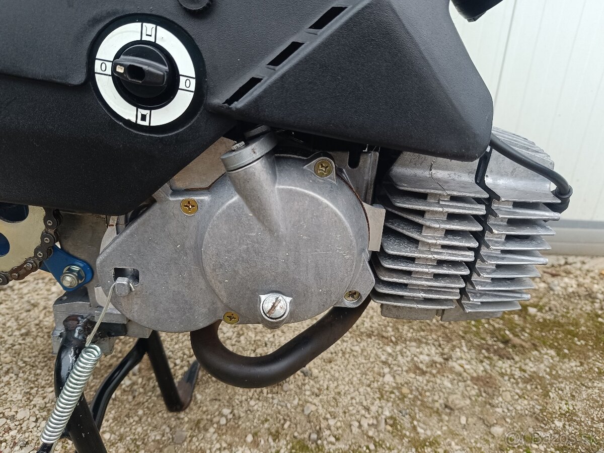 MANET KORADO - 216 - uloženka - 13