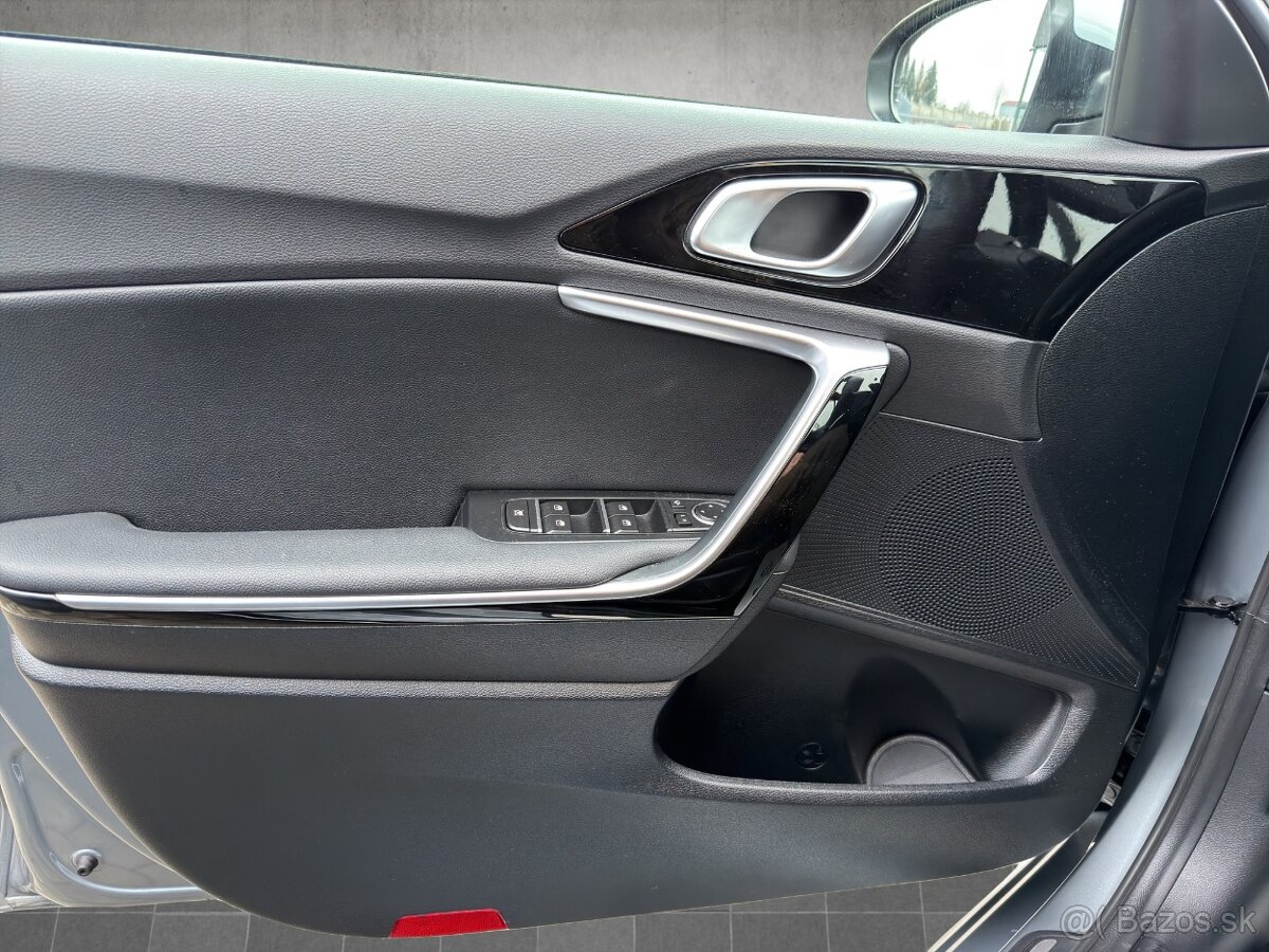 Kia Ceed 1.5 T-GDi GT-Line - 13