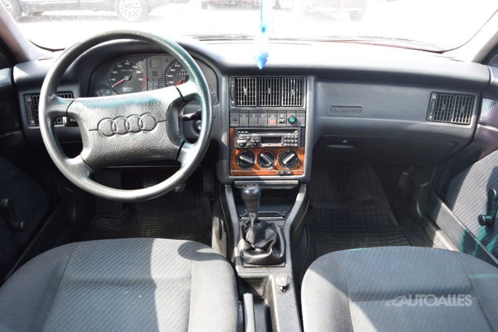 Audi 80 2,0 i 78 kW - 13