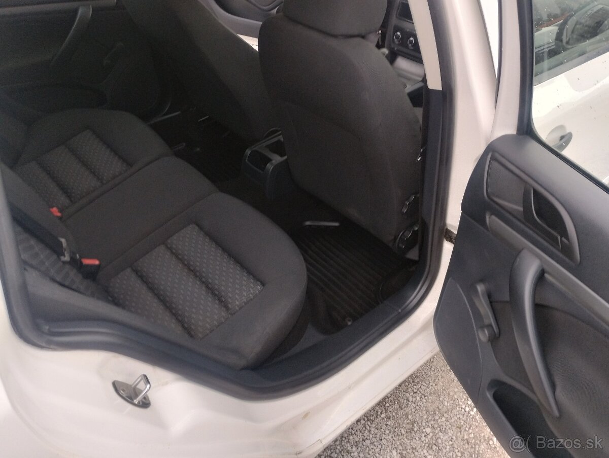 Škoda Octavia Combi 1.6 TDI CR DPF - 13