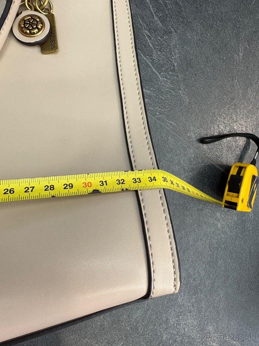 Kabelka Guess bežová - 13
