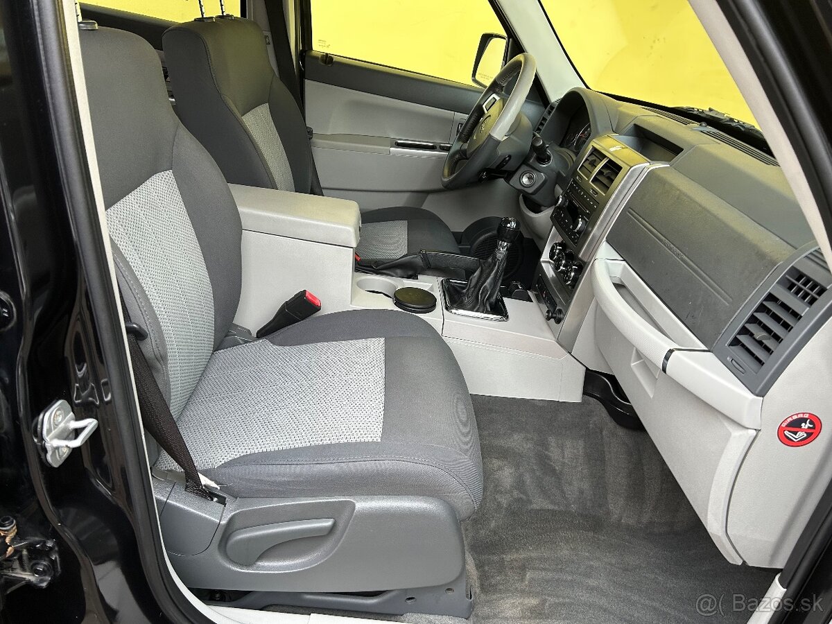 Jeep Cherokee 2.8 CRD 130 kW 4x4 - 13