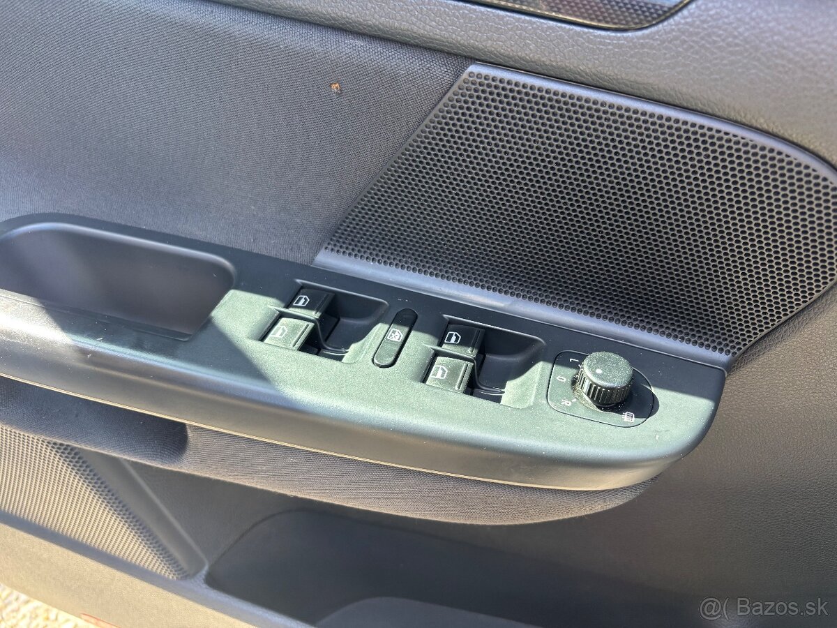 VW GOLF VI - 13