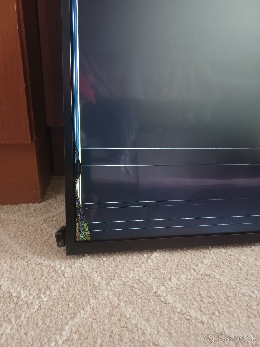 LED TV/Reklamný panel 49 palcov Ultra HD s poškodením - 13