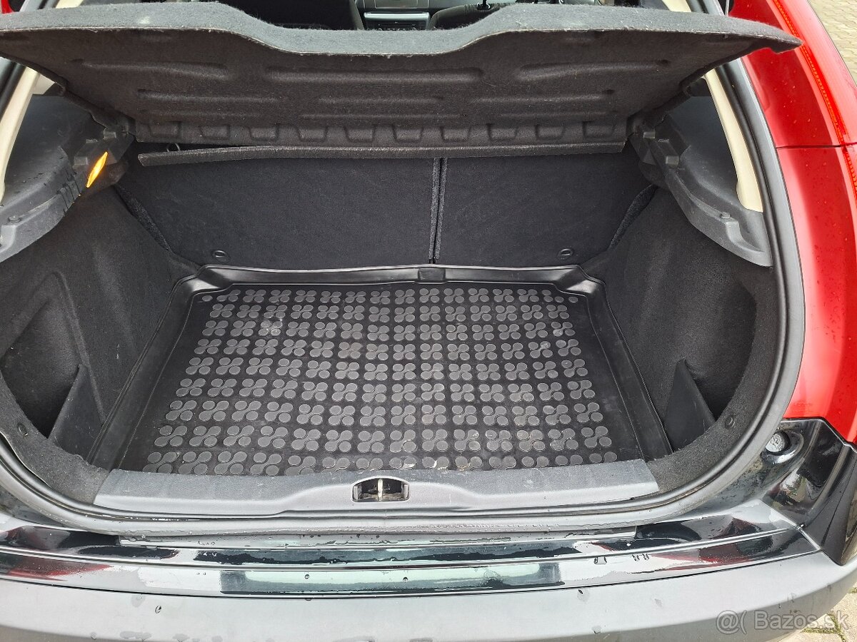 Citroen C4 1.4 Benzín - 13