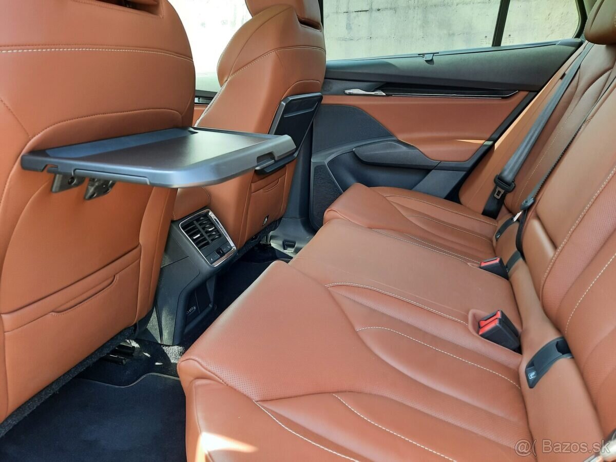 Škoda Enyaq 80 iV - 13