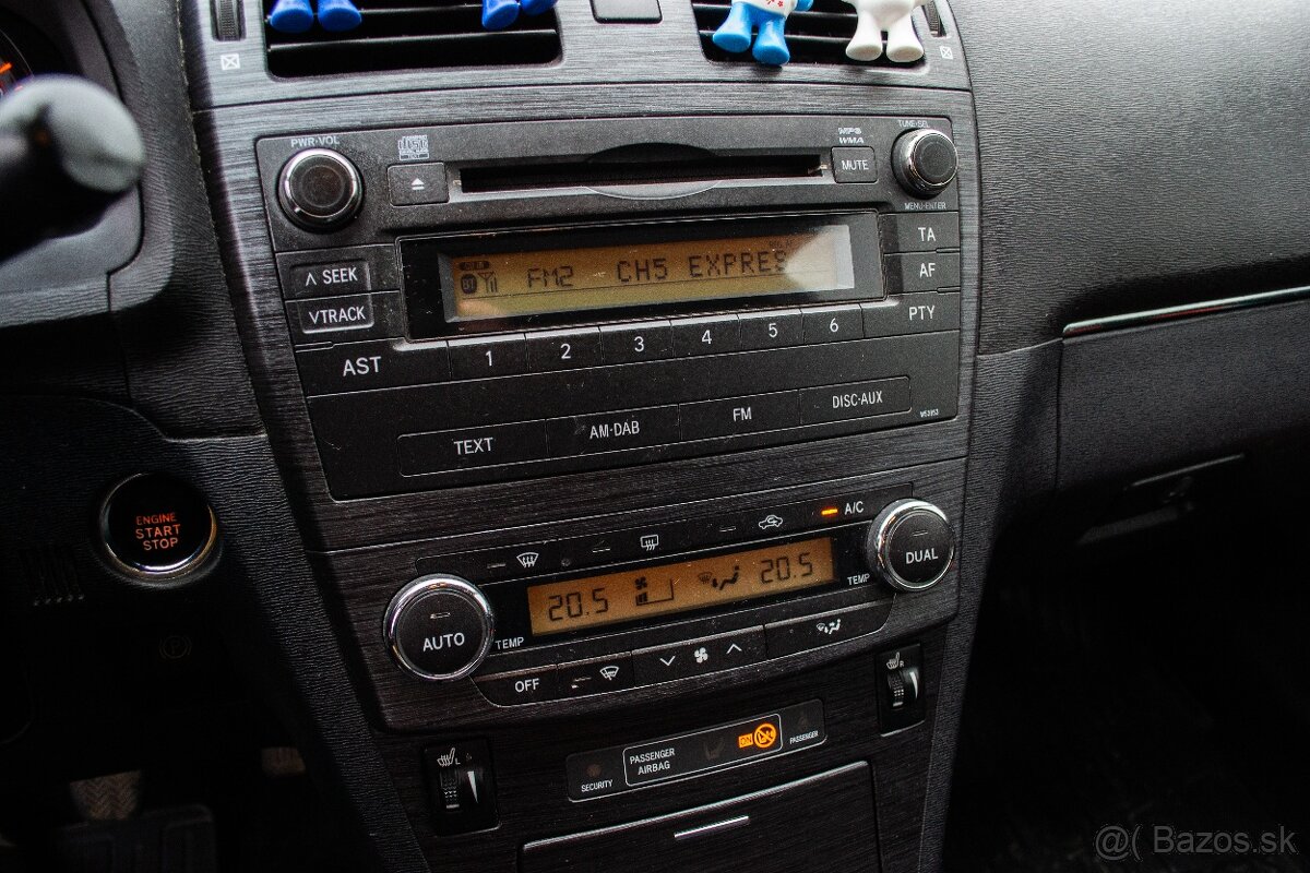 Toyota Avensis 2.0l D-4D - 13